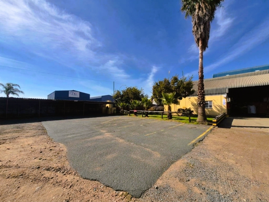 Commercial Property for Sale in Sasolburg Industrial Zone 2 Free State